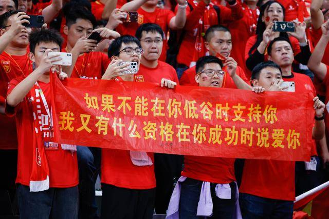 东契奇首节得分亮眼却遭负面评价